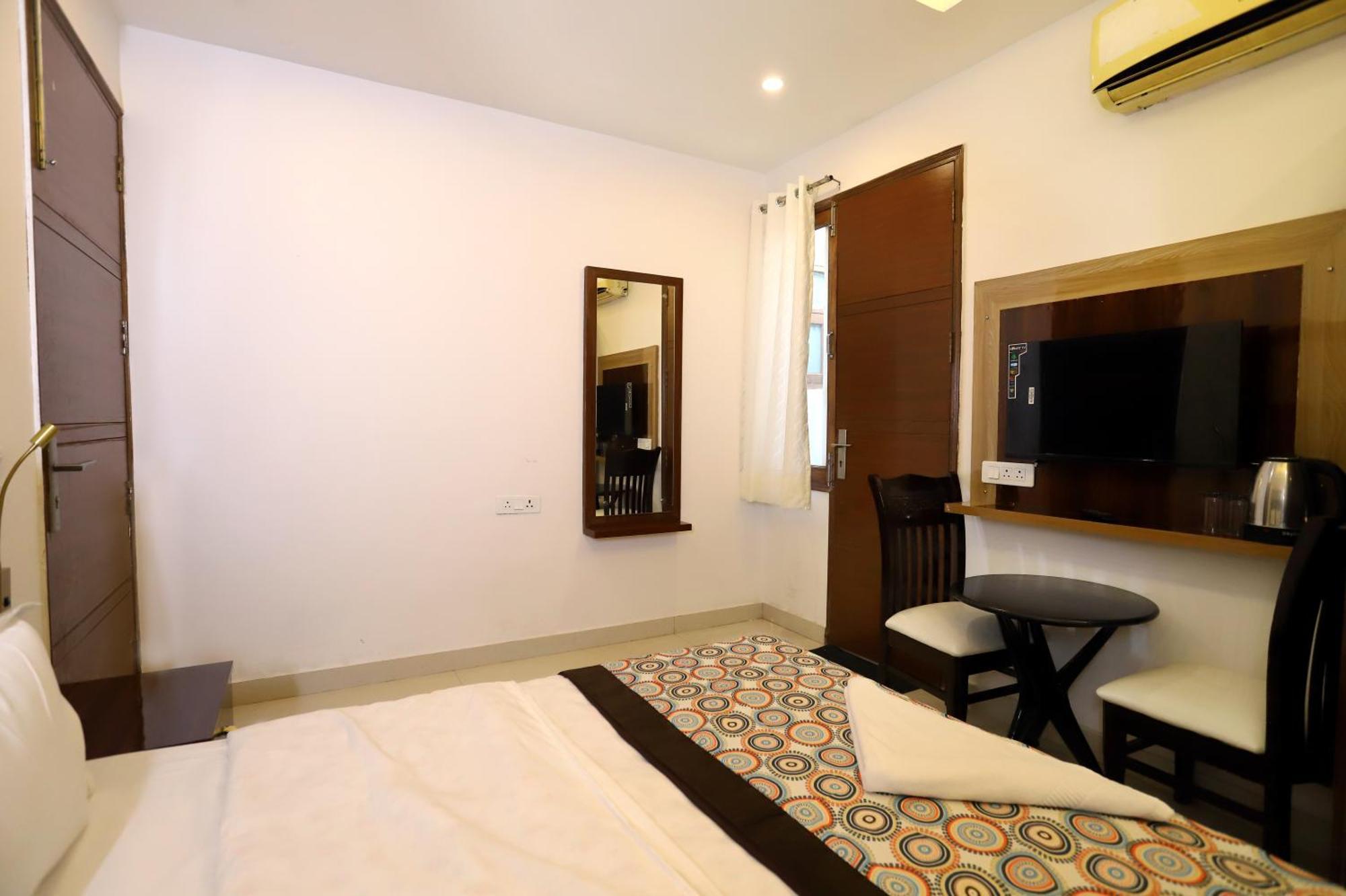 Vrindavan Guest House New Delhi Luaran gambar